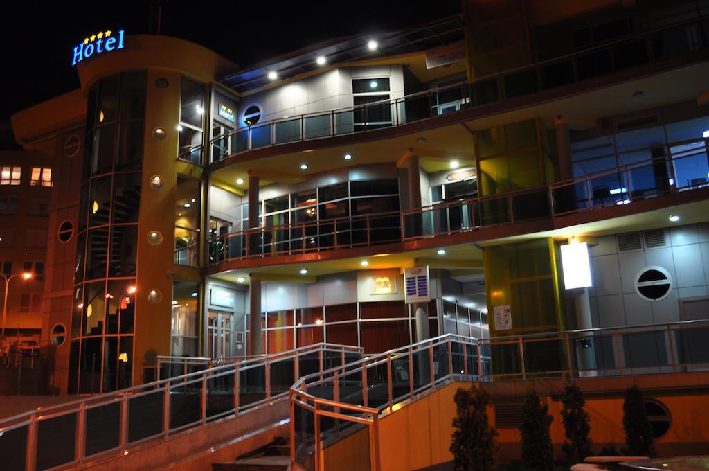 Hotel Fortuna Banja Luka Kültér fotó